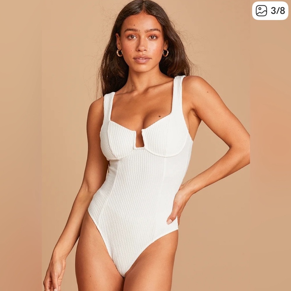 Astr Aria Ribbed Bustier Bodysuit - Cream